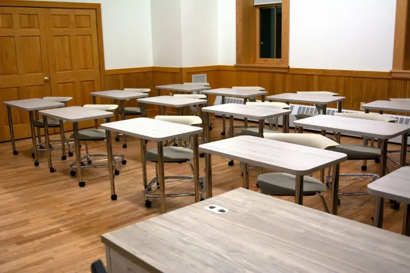 Maine Central Institute — školski prostor i učenici
