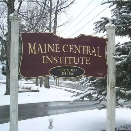 Maine Central Institute — školski prostor i učenici