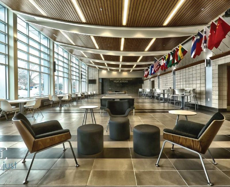 Wisconsin Lutheran High School — školski prostor i učenici
