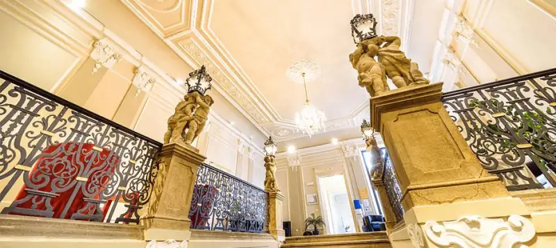 Anglo – American University of Prague