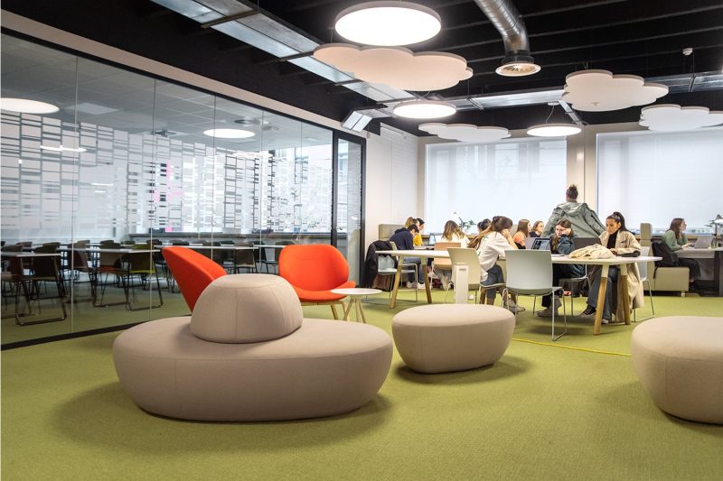 Artevelde University of Applied Sciences — kampus i studenti