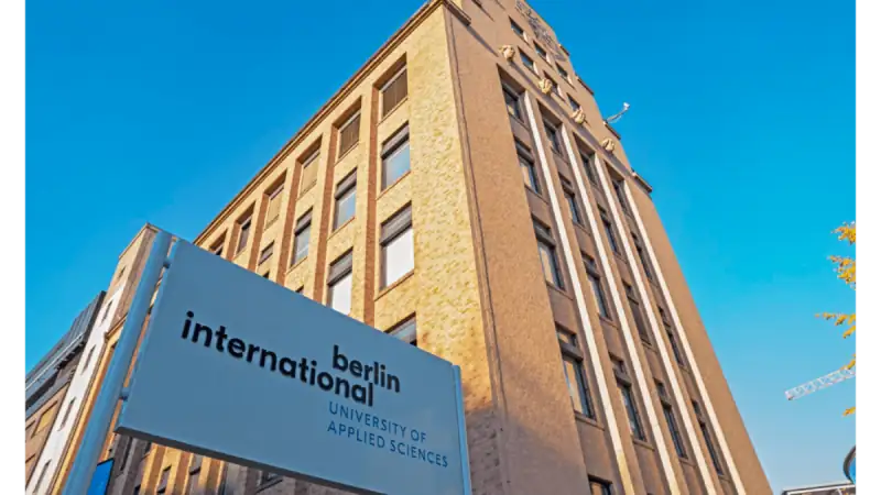 Berlin International University of Applied Sciences — kampus i studenti