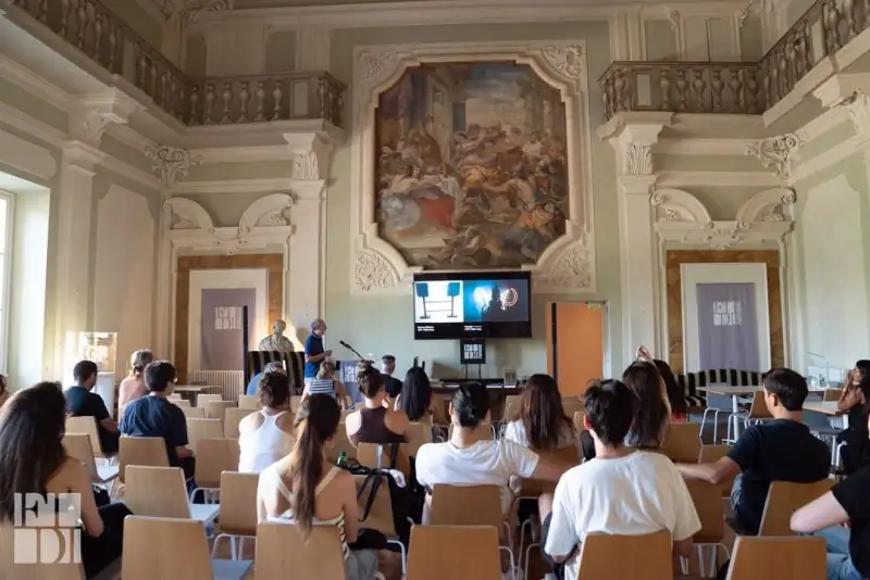 The Florence Institute of Design International — kampus i studenti