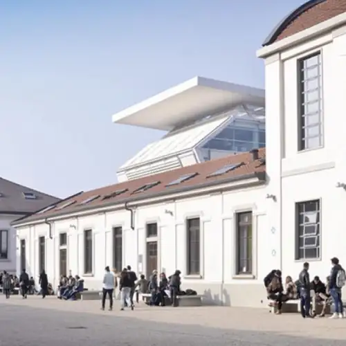 NABA Academy — kampus i studenti